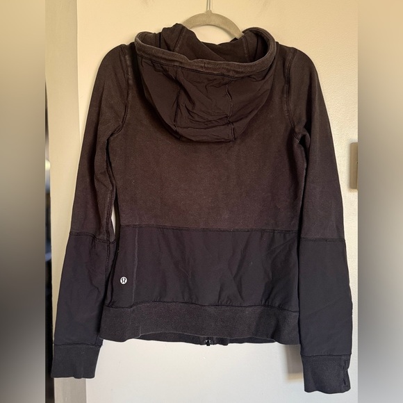 Lululemon Voyage Full Zip Hoodie Black Stretch French Terry ( two tone material) - Picture 3 of 6